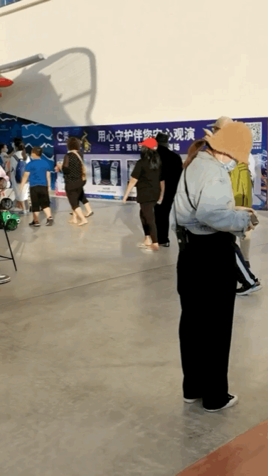 送紀(jì)念玫瑰老婆結(jié)婚花束怎么寫(xiě)_結(jié)婚紀(jì)念日送老婆多少朵玫瑰花_結(jié)婚紀(jì)念日送玫瑰花