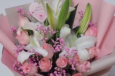 好姐妹送什么花好？